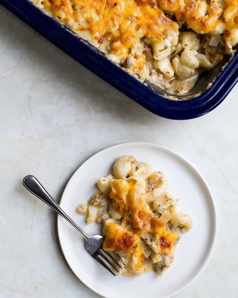 Apple and Sausage Macaroni and Cheese