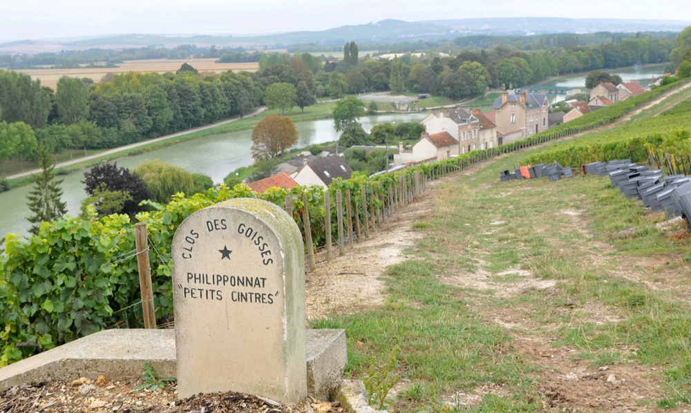 , Les Clos &#8211; A List of the Walled Vineyards of Champagne