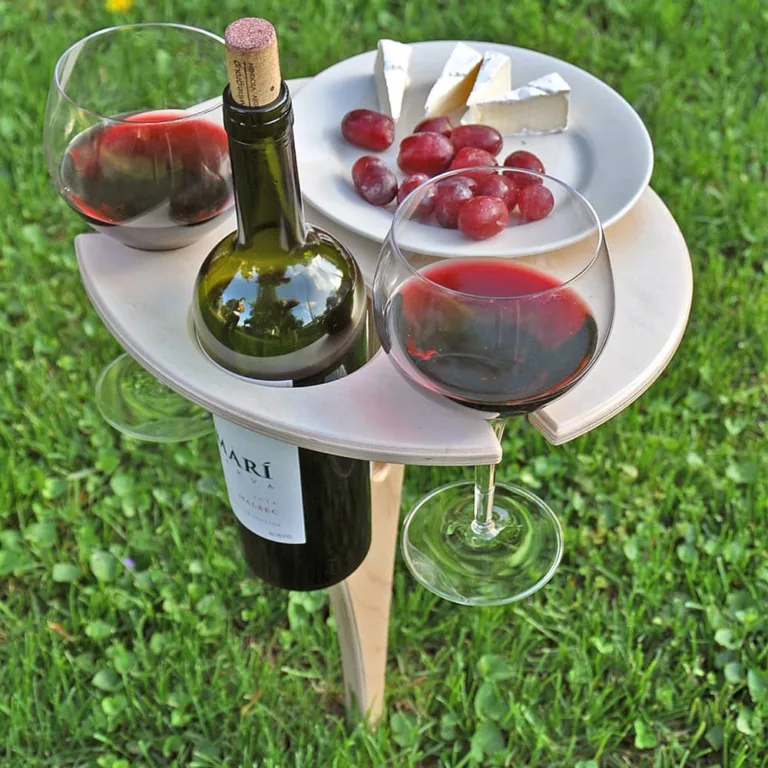 Must-Have Summer Wine Accessories