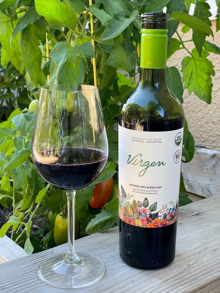 Behind the Cork™ &#8211; Virgen Natural Red Blend