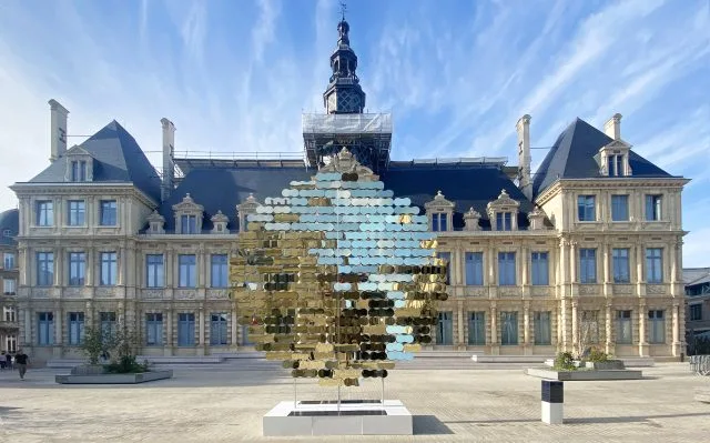 Rare Champagne reveals Reims art installation