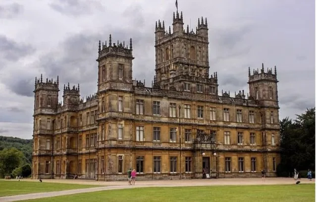 First crop harvested from Downton Abbey’s Highclere Castle