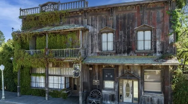 Spit-and-sawdust Western saloon built in 1880 gets Napa push