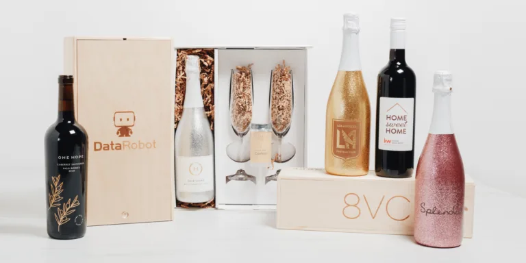 Unwrapping Joy: Elevate Your Holidays with Sparkling Wine and Thoughtful Wine Gifts