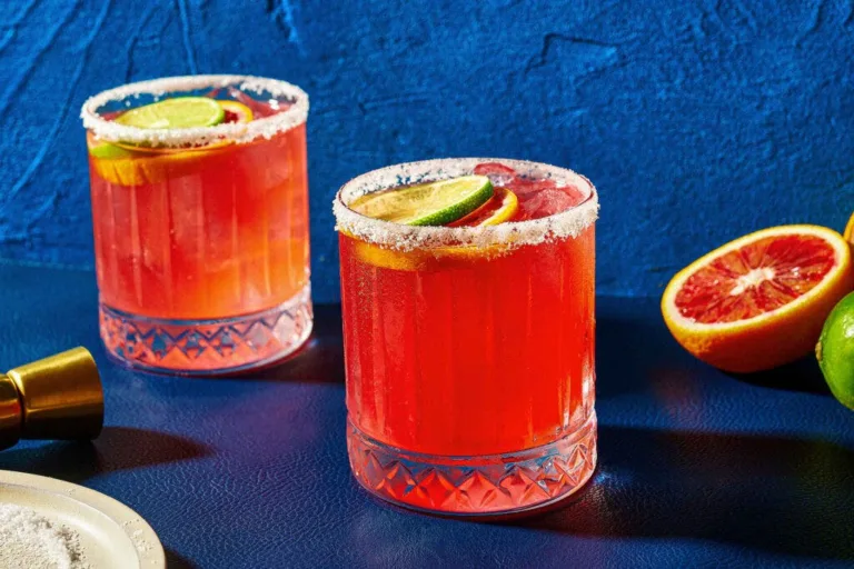 20 Valentine’s Day Cocktails to Make Your Heart Race