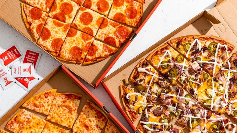 America’s Fifth-Largest Pizza Chain Is a Midwestern Gas Station