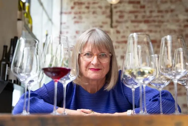 Jancis Robinson MW wins Lifetime Achievement Award