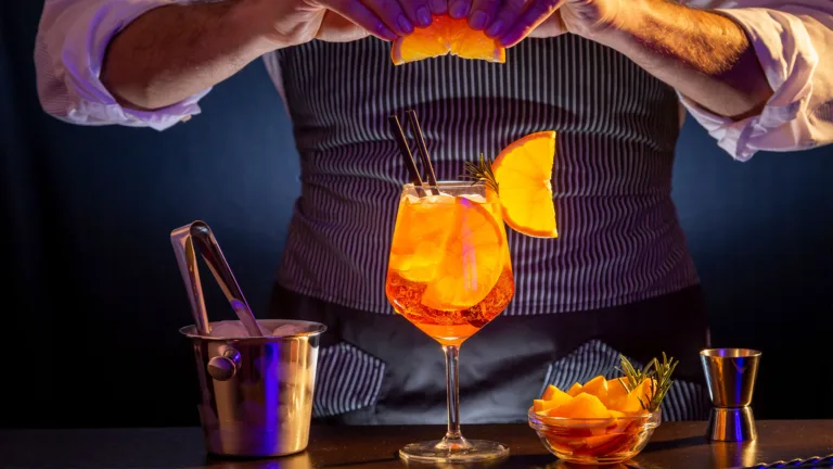 7 Cocktails Your Bartender Hates Making, According to Reddit