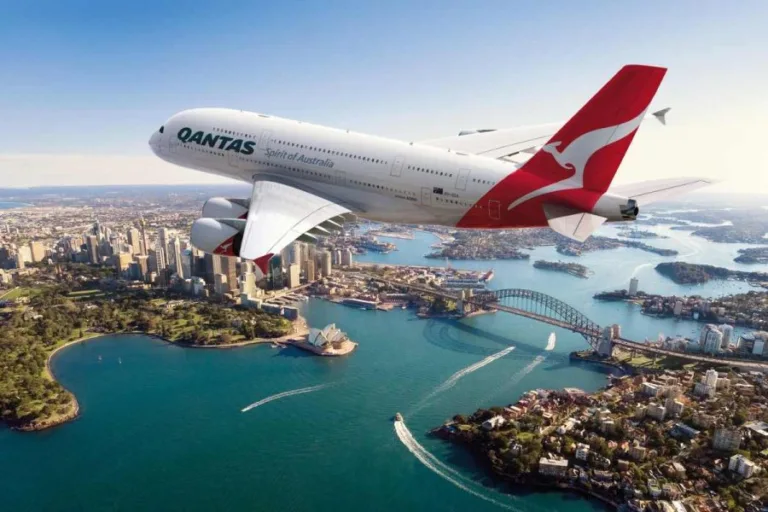 Qantas scoops the pool at Cellars In The Sky awards