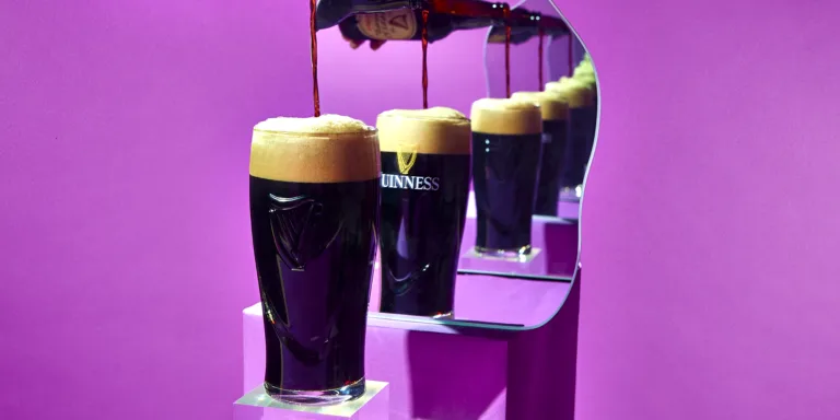 The Enduring Obsession With the Two-Part Guinness Pour