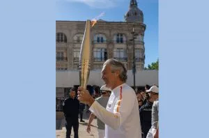 Languedoc winemaker Gérard Bertrand carries Olympic flame