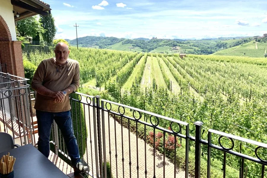 , Cork versus screwcap in Barolo