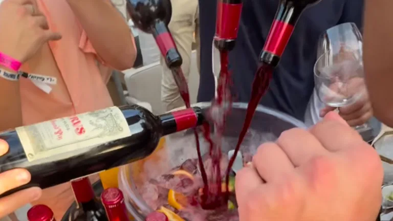 Watch a Spanish Nightclub Blow €120,000 of Petrus on Sangria