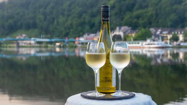 The Sneaky Way to Tell If a Riesling Is Dry or Sweet