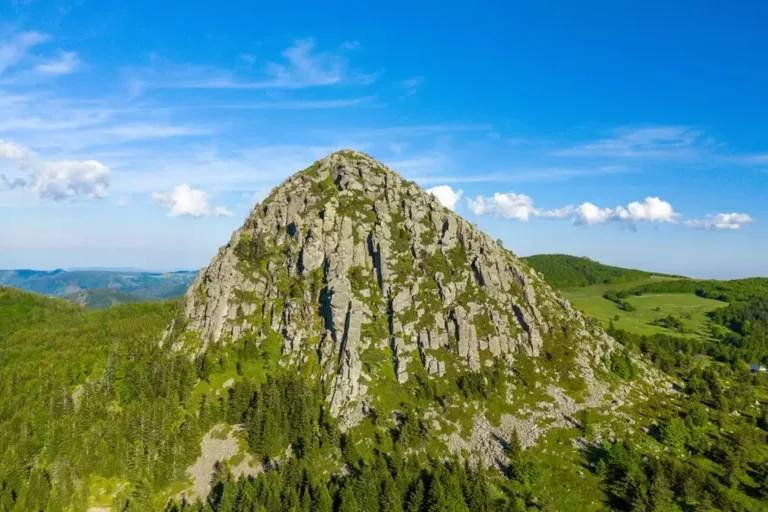 The Loire and its dazzling geology